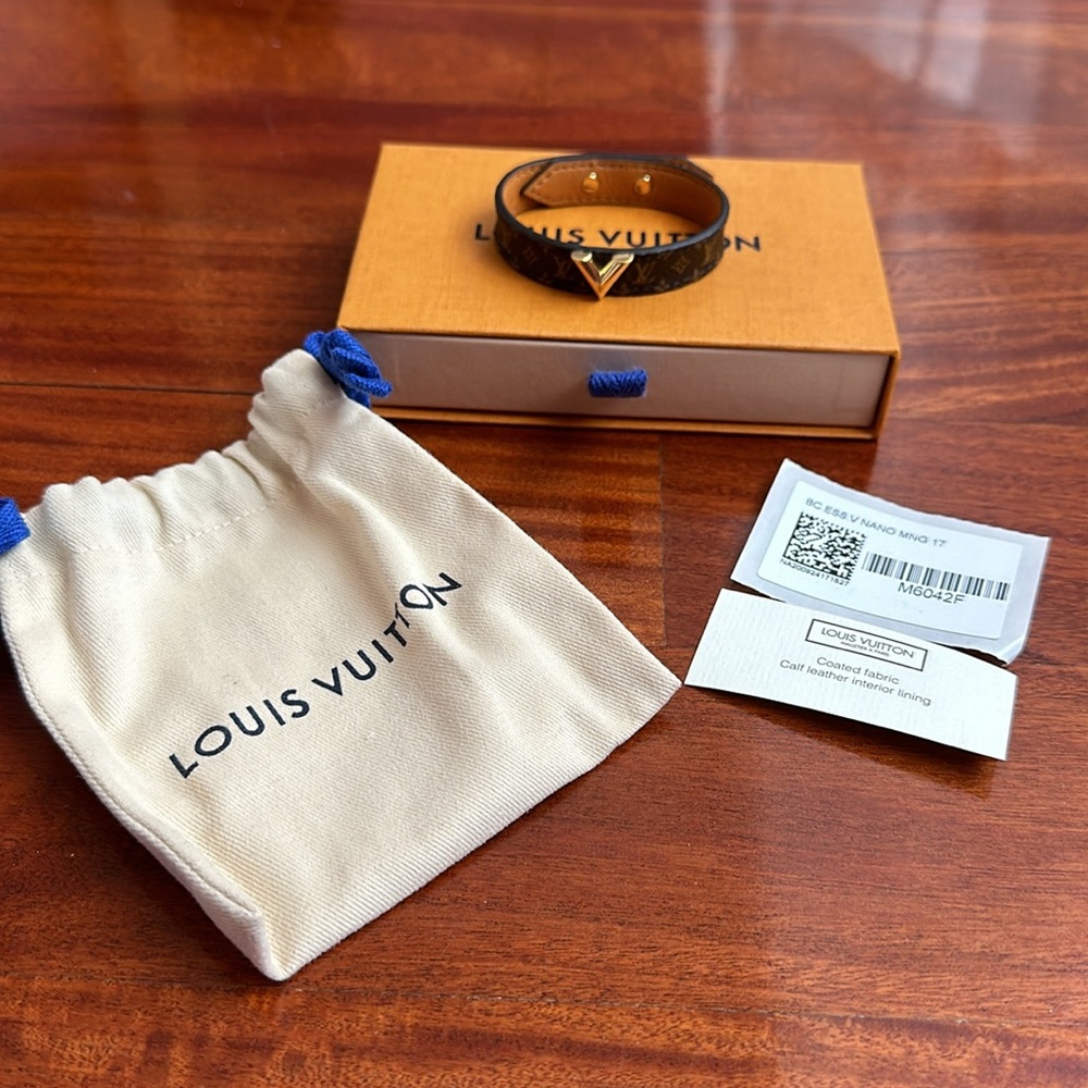 Authentic Louis Vuitton V Bracelet